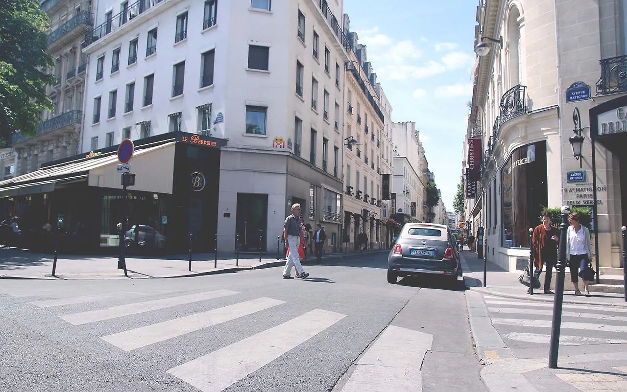 Rue De Ponthieu Central Furnished Apartment Paris 0*,  France