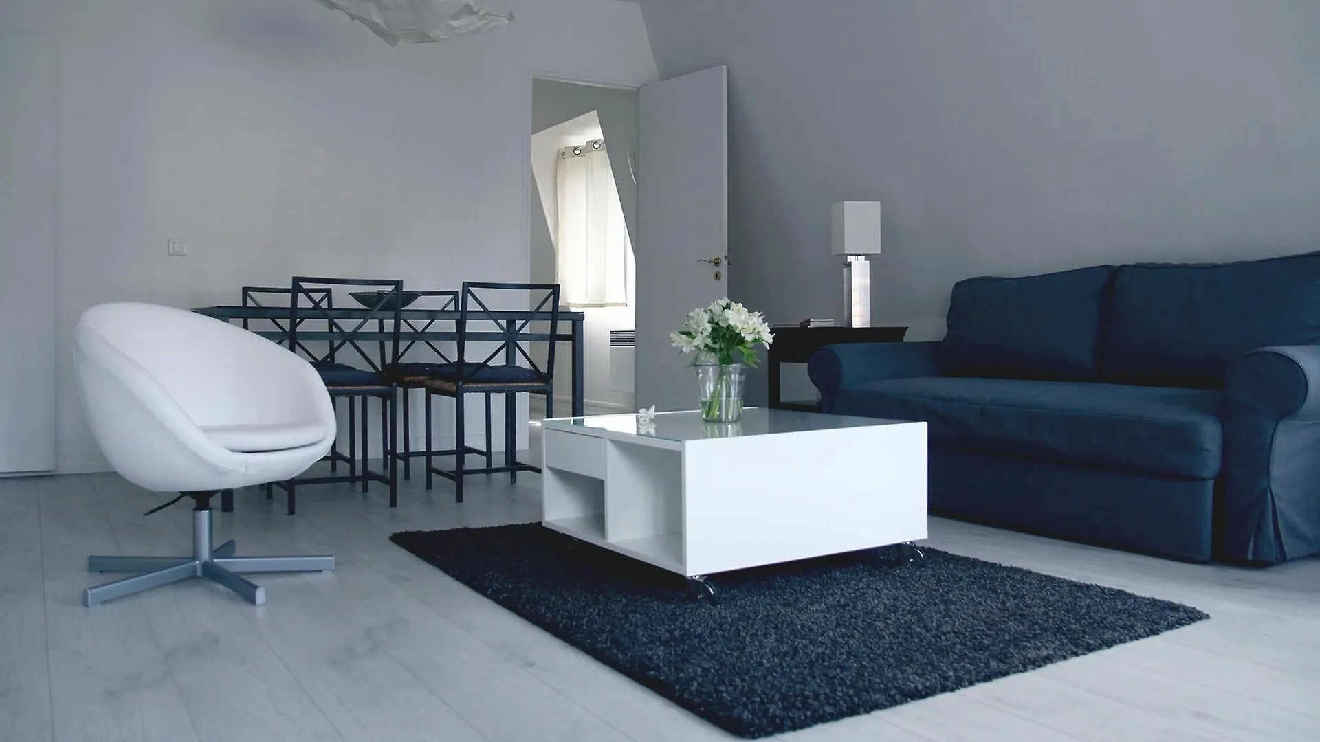 Rue De Ponthieu Central Furnished Apartment Paris 0*,